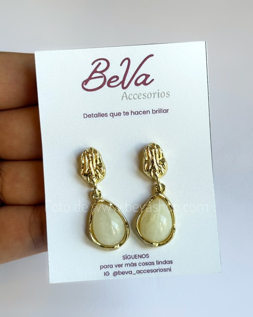 Aretes marfil colgantes gota de nácar