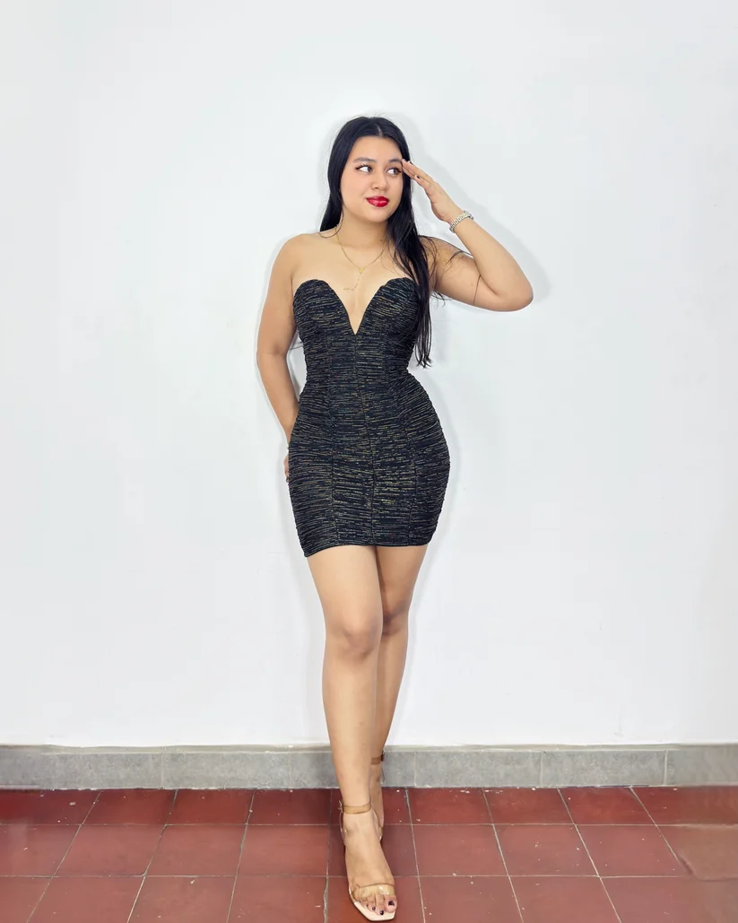 [1533] Vestido Xiomara negro con líneas doradas