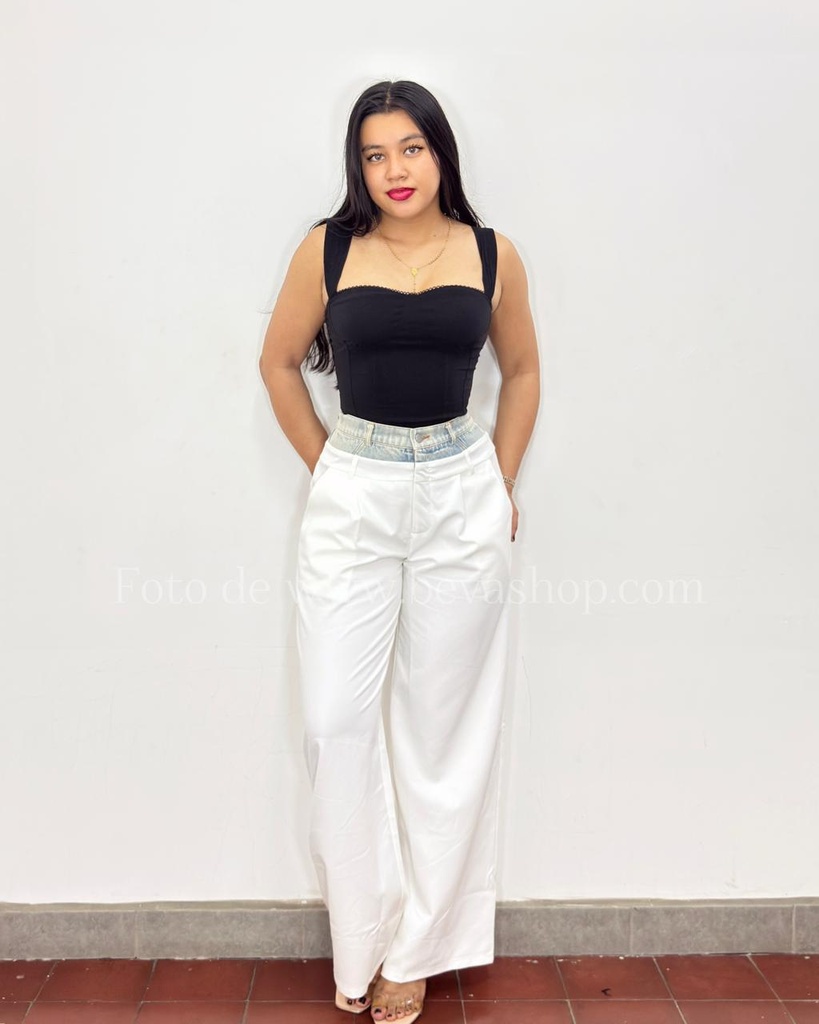 Pantalón Fabiola Ivory con Jeans