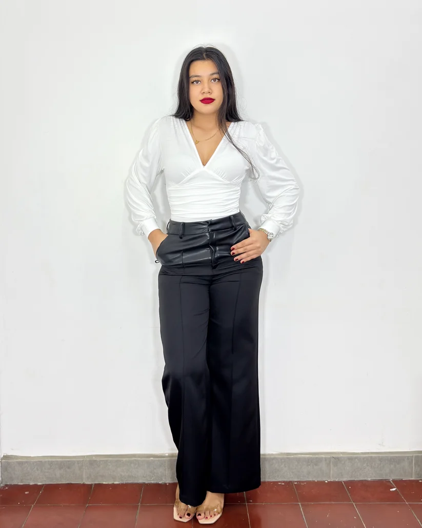 Pantalón Dulce Negro con cuerina (S)