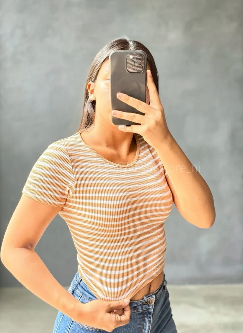 Crop top Leidaly café claro (S/M)