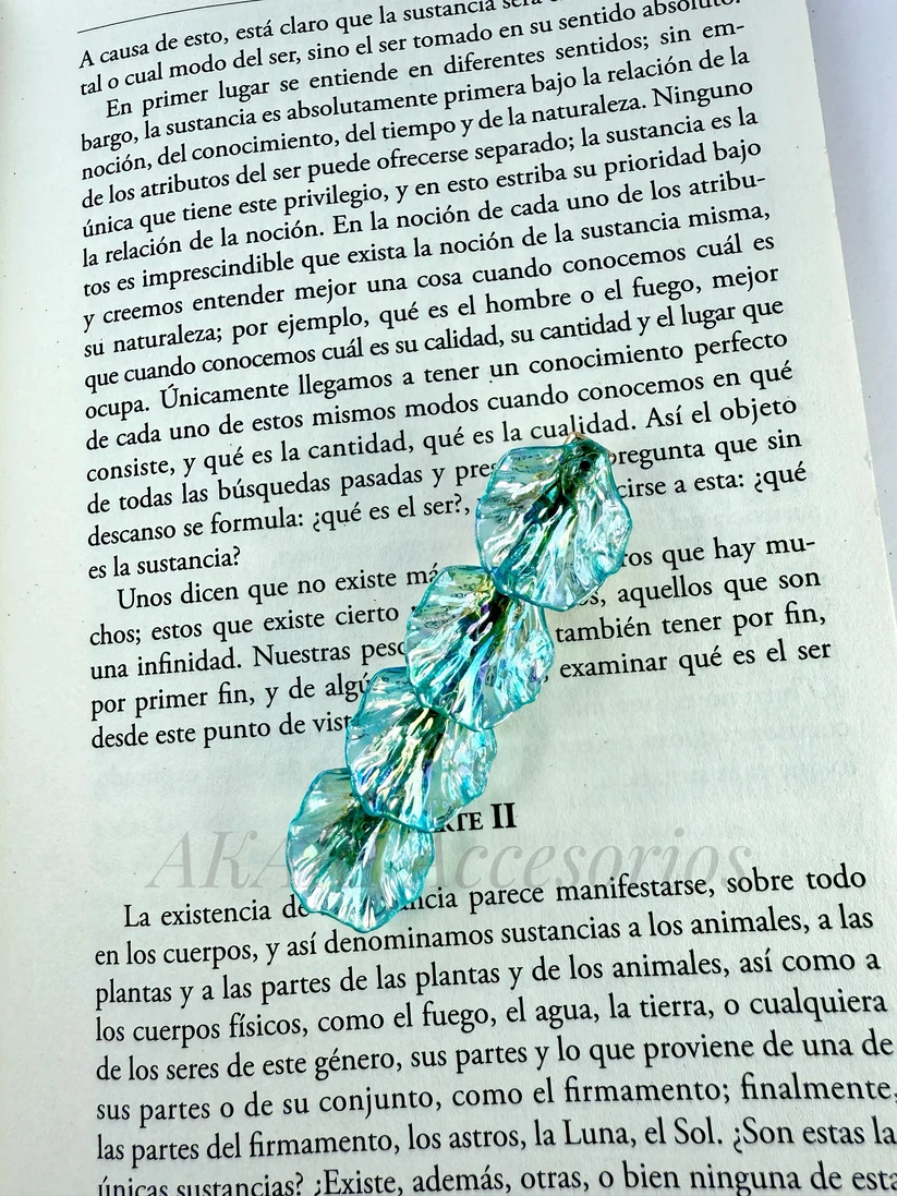 Broche cabello de concha azul