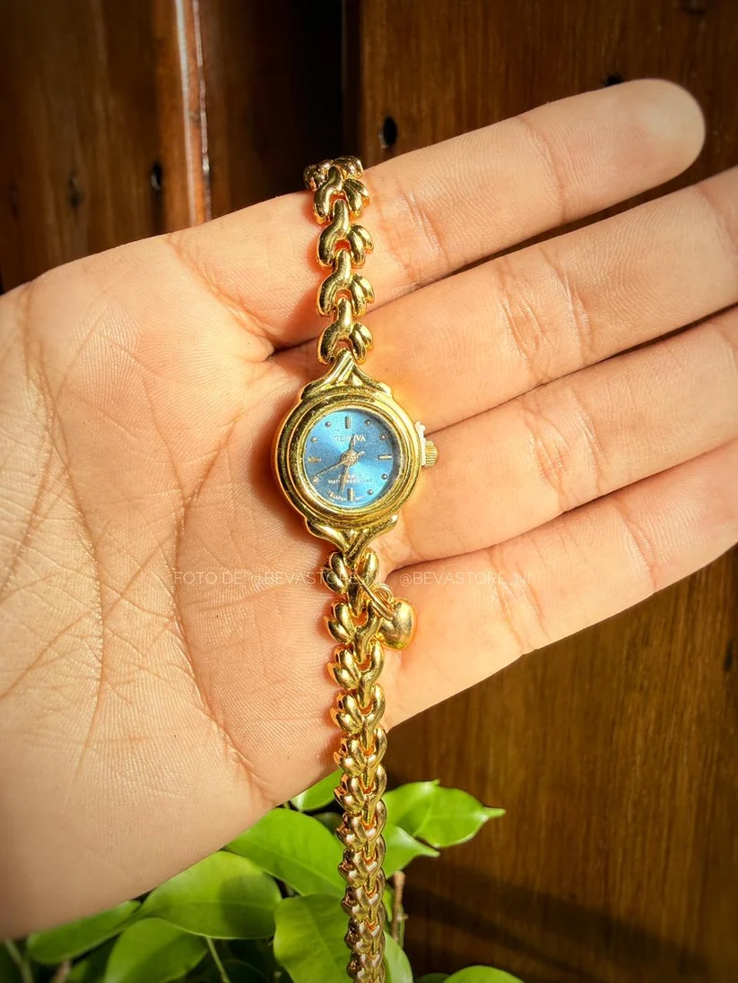 Reloj Anisa dorado