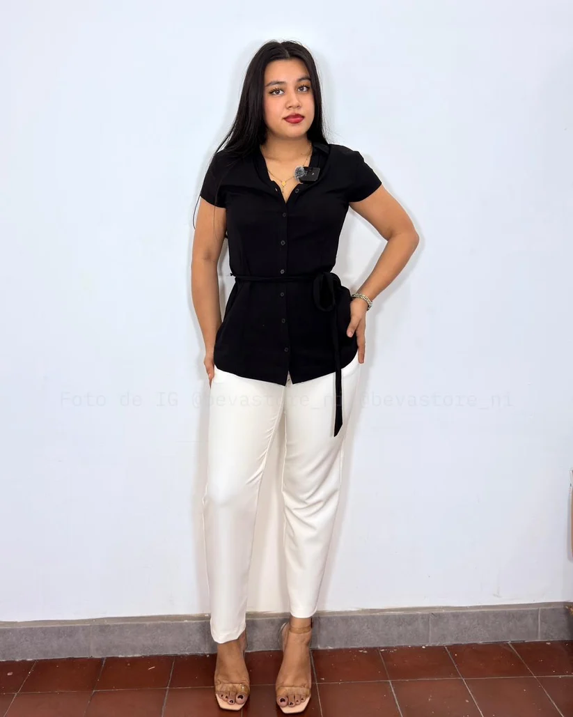 Blusa Tomasa negra (S)